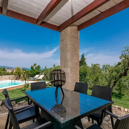 Ionian Zante Nout 200 M From The Beach Villa *